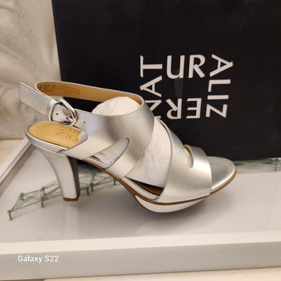 Naturalizer Shoes - Naturalizer "Dee" Siler Metallic Heeled Sandals. NIB. Size 6.5 Wide